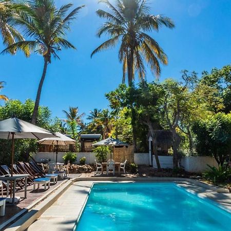 Chez Maggie Hotel & Restaurant Morondava Luaran gambar