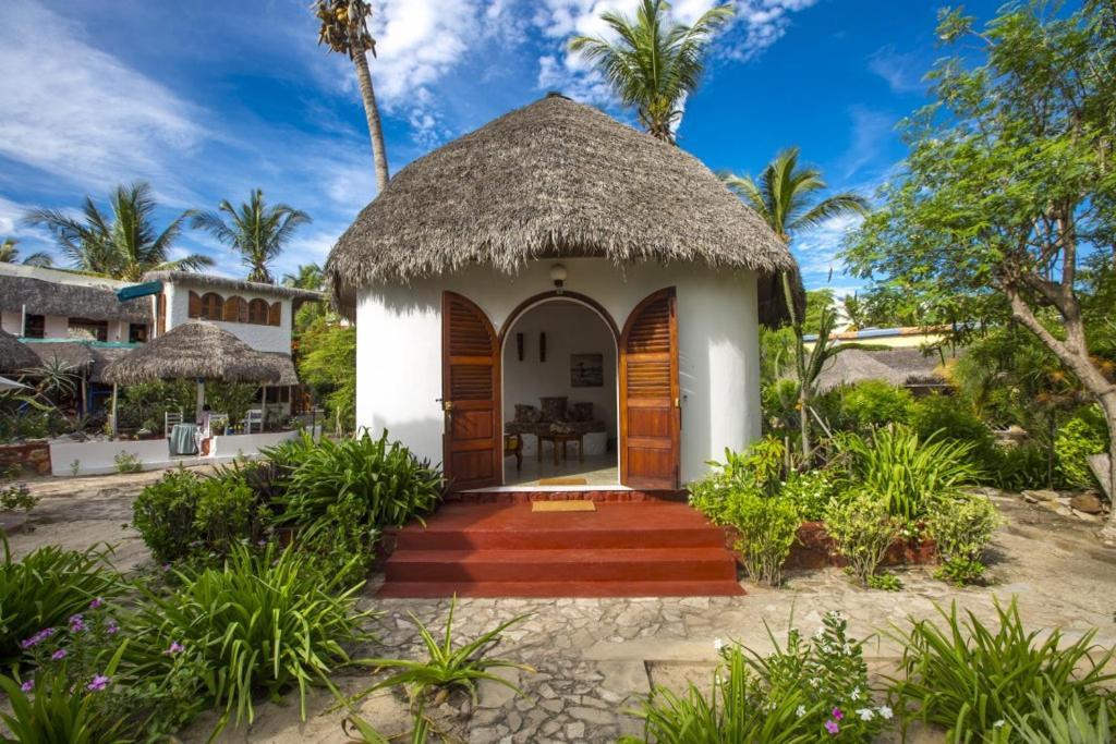 Chez Maggie Hotel & Restaurant Morondava Luaran gambar