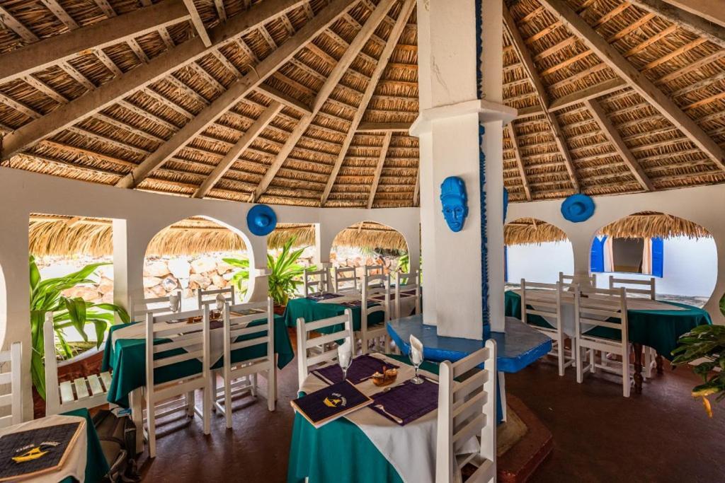 Chez Maggie Hotel & Restaurant Morondava Luaran gambar