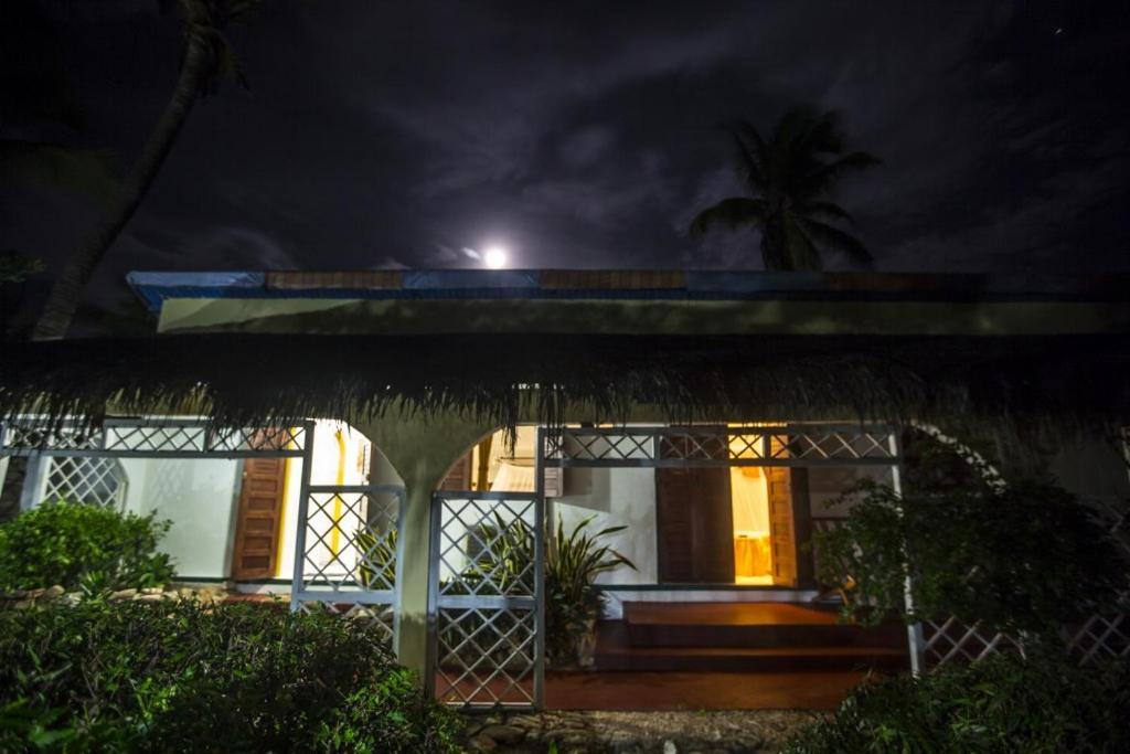 Chez Maggie Hotel & Restaurant Morondava Luaran gambar